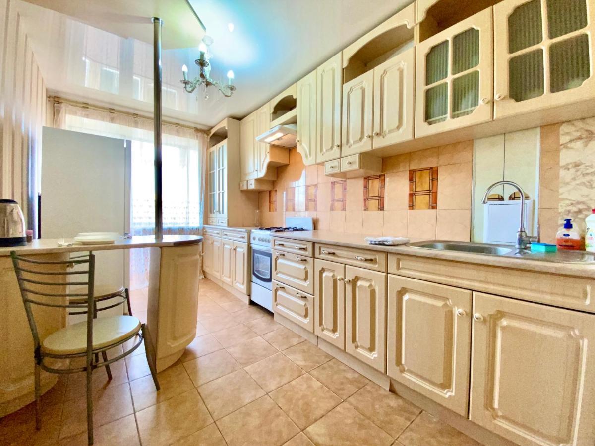 Apartpoltava Елегантна Квартира В Новобудові,Біля Каштанової Алеї, Центр Міста, Звітна Документація Extérieur photo