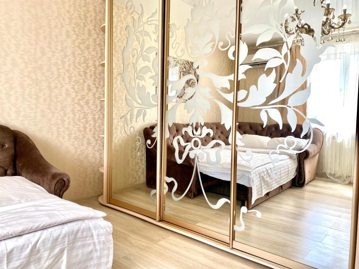 Apartpoltava Елегантна Квартира В Новобудові,Біля Каштанової Алеї, Центр Міста, Звітна Документація Extérieur photo